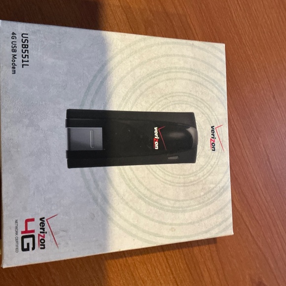 4G USB Modem - Picture 3 of 4